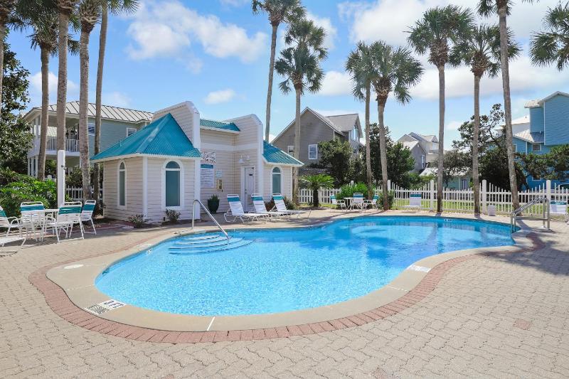 Paradise 24 7 - image 15