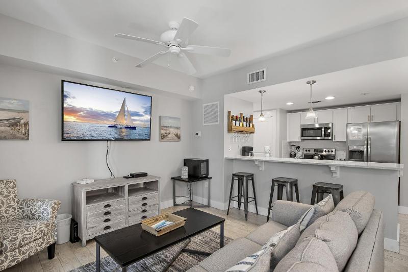 Pilot House 413 - image 26
