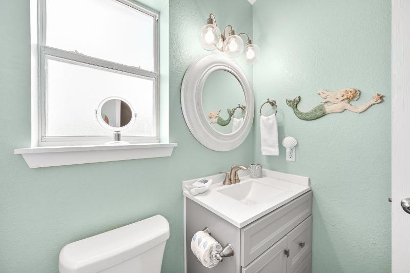 The Hideaway - image 20