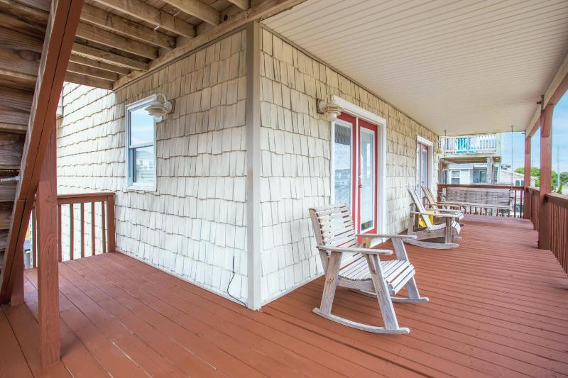 6018 - Wave Manor - image 7