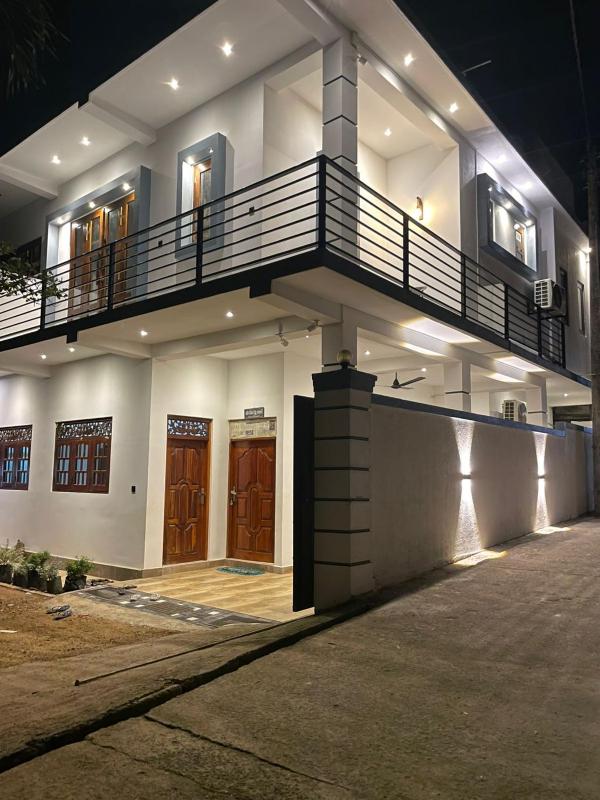 Bisandu guesthouse - image 1