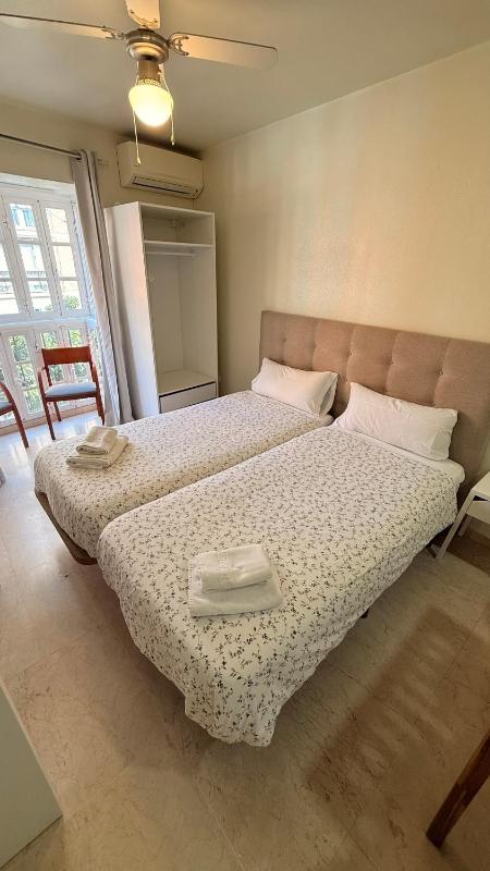 Fan Flat Mariscal - image 3
