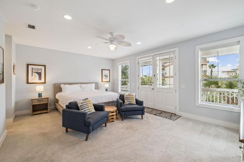 Tram-on-Time Main House by 30A Escapes - image 28