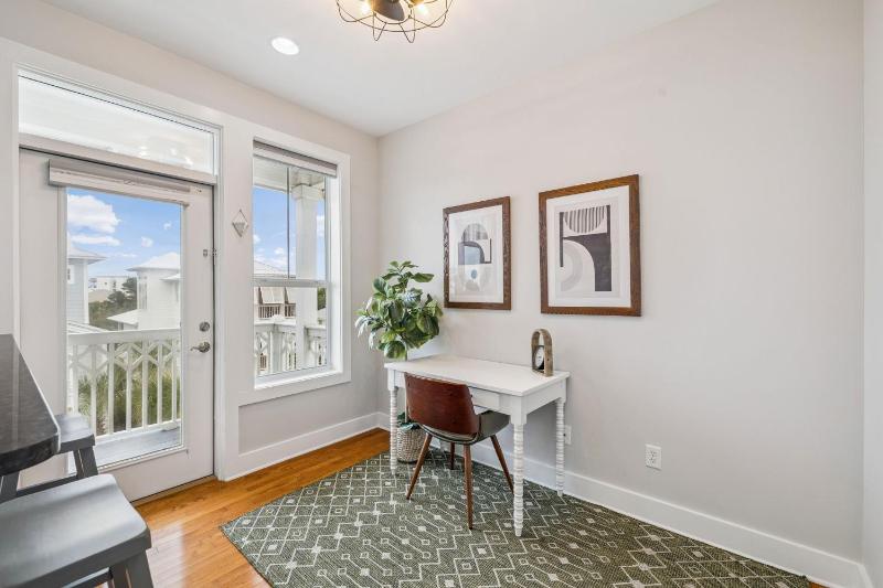 Tram-on-Time Main House by 30A Escapes - image 15