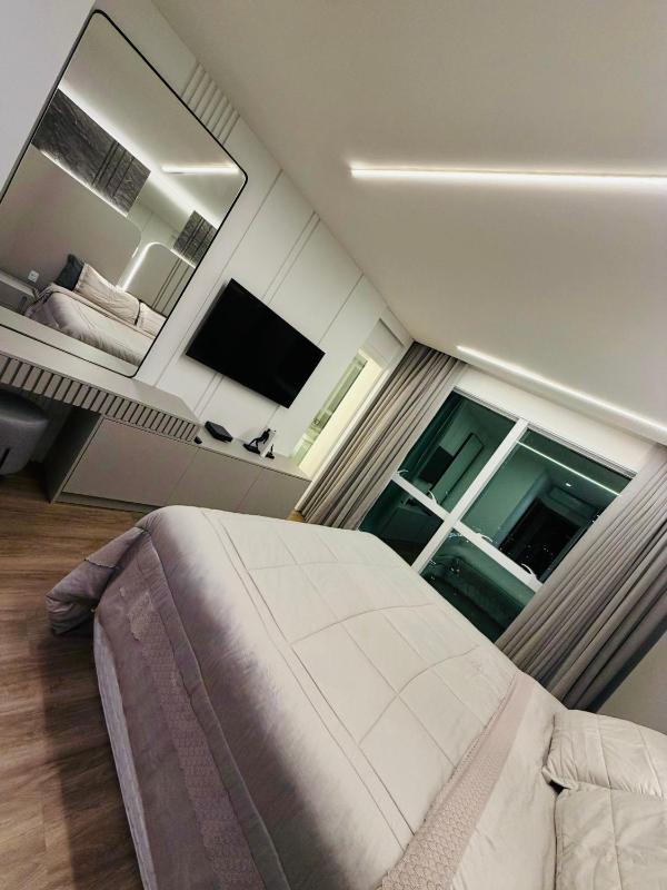 Luxury with Spa at Marina Beach Towers - image 17