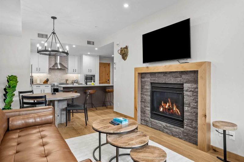 Creekside Cove in Spring Creek - image 1