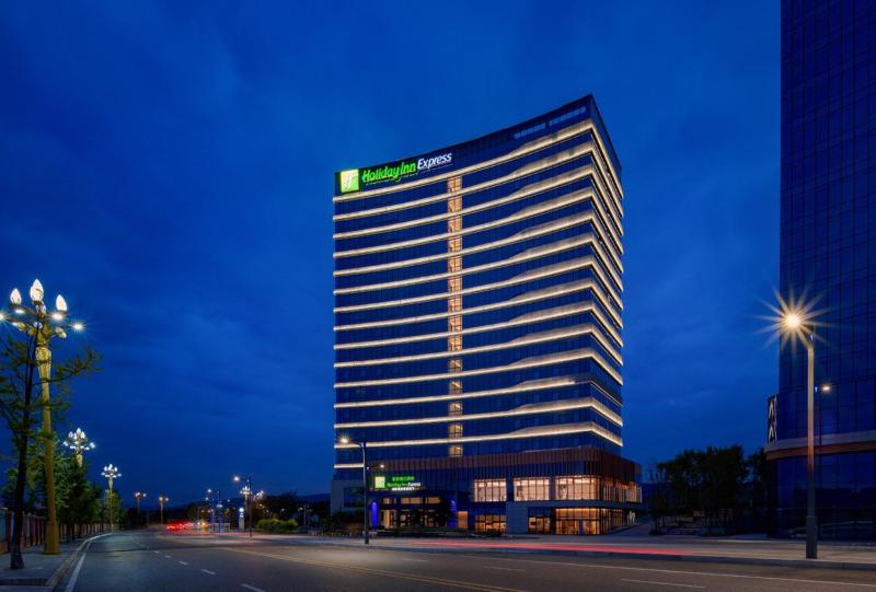 Holiday Inn Express Chongqing Liangjiang Yufu by IHG - image 35