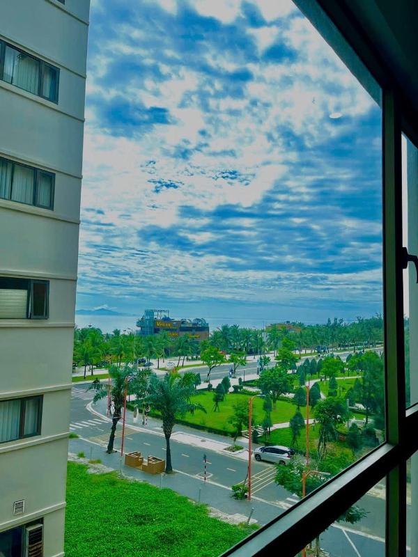 The Light Apartment - My Khe Beachside - image 13