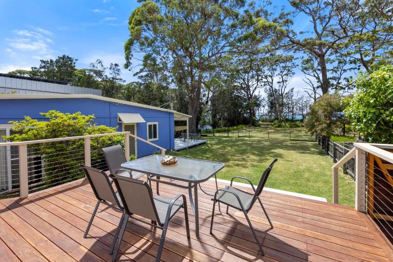 Banksia Cottage - Pet Friendly Waterfront - image 11