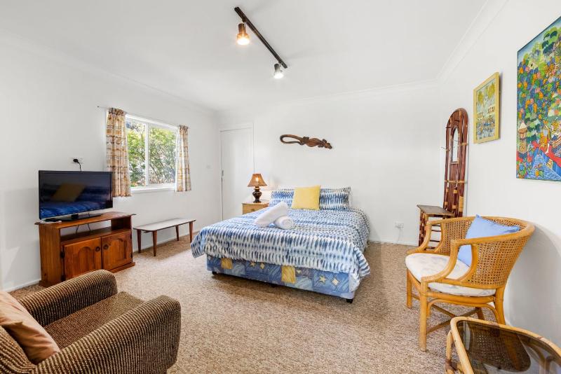 Banksia Cottage - Pet Friendly Waterfront - image 28