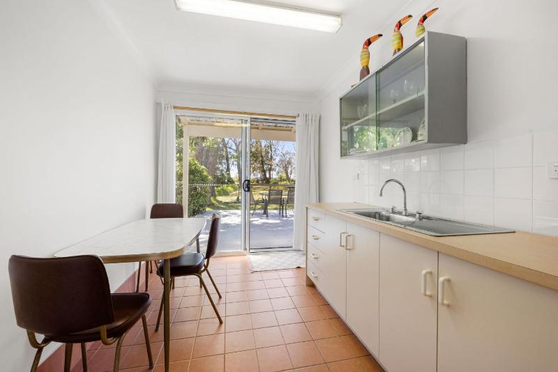 Banksia Cottage - Pet Friendly Waterfront - image 19