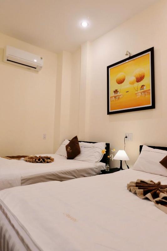 Canary Boutique Hotel - image 16