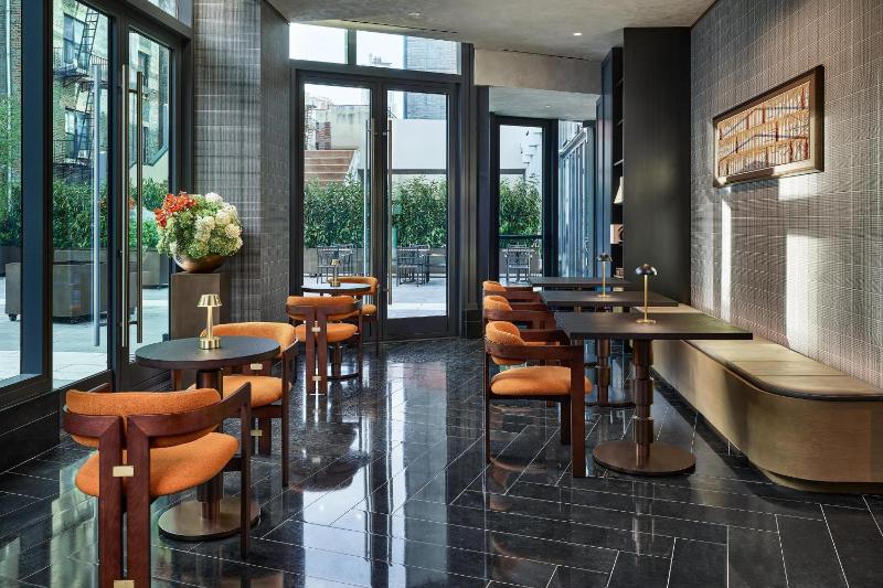 The George Manhattan Tapestry Collection by Hilton - image 9