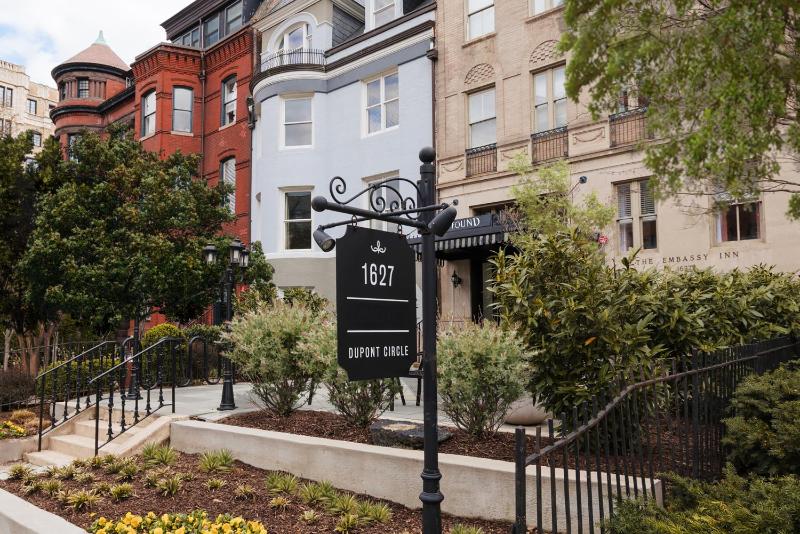 Dupont Circle Embassy Inn by FOUND - image 3