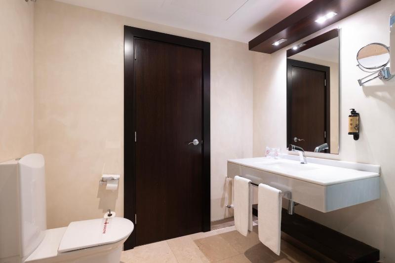 Hotel Maroa Vigo - image 18