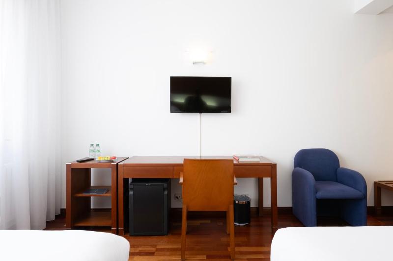 Hotel Maroa Vigo - image 22