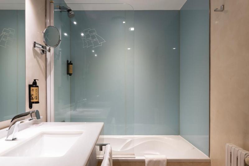 Hotel Maroa Vigo - image 25