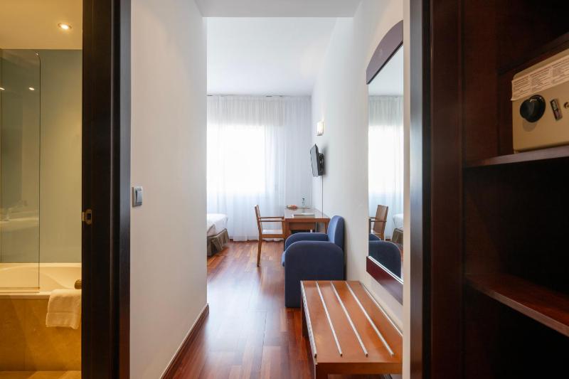 Hotel Maroa Vigo - image 37
