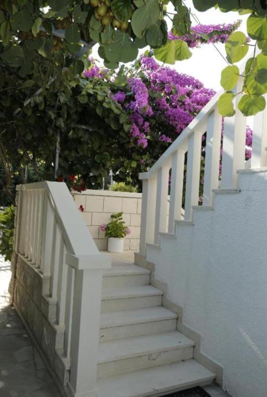 Apartments with parking space Supetar Brac - 23147 - image 7