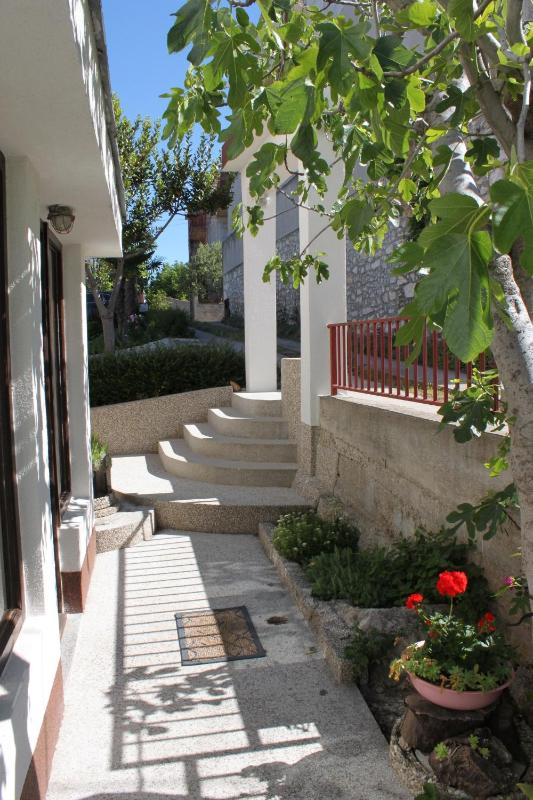 Apartments with parking space Vodice - 7604 - image 17