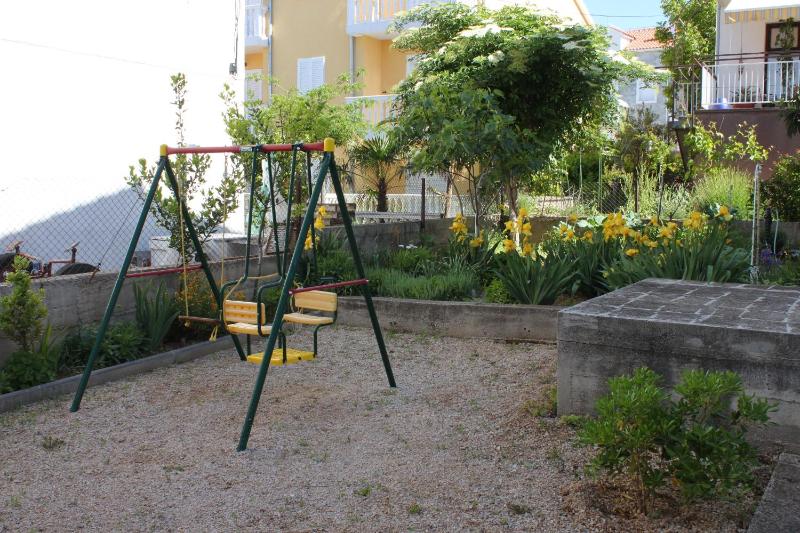 Apartments with parking space Vodice - 7604 - image 35