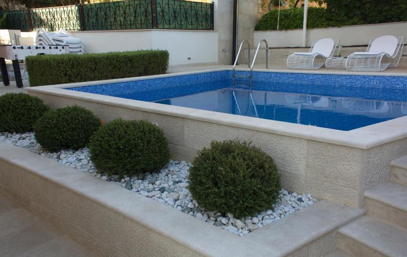 Seaside family friendly house with a swimming pool Trogir - 17358 - image 14