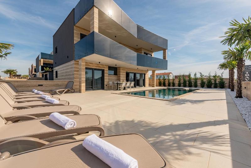 Seaside luxury villa with a swimming pool Privlaka Zadar - 23517 - image 25