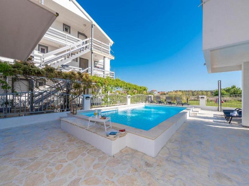 Family friendly house with a swimming pool Privlaka Zadar - 23642 - image 30