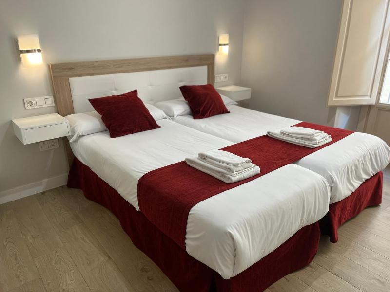 Pinar Málaga Centro Rooms - image 8