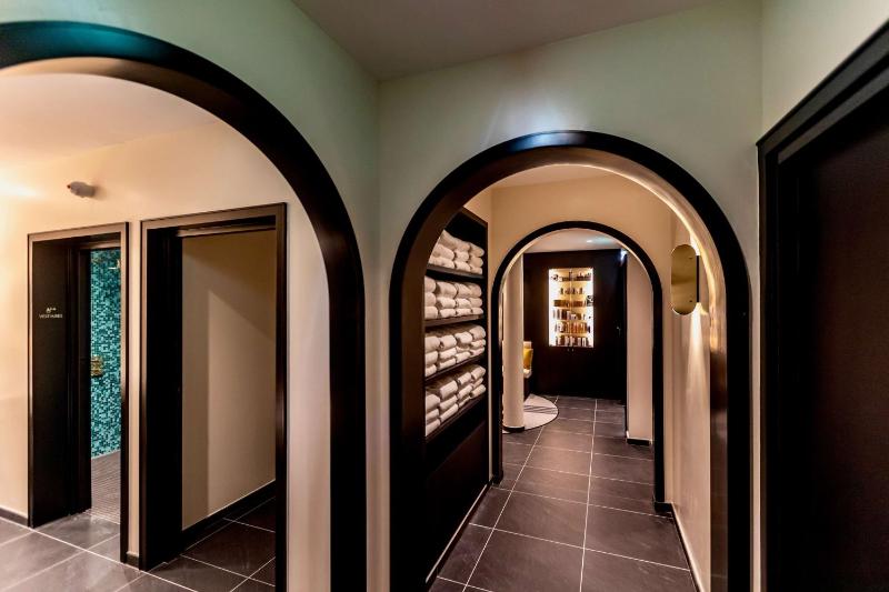 Best Western Plus Crystal Hotel & Spa - image 46
