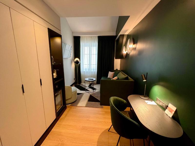 Best Western Plus Crystal Hotel & Spa - image 26