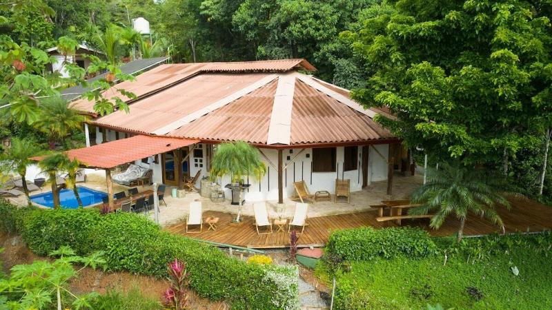 Poolvilla - image 1