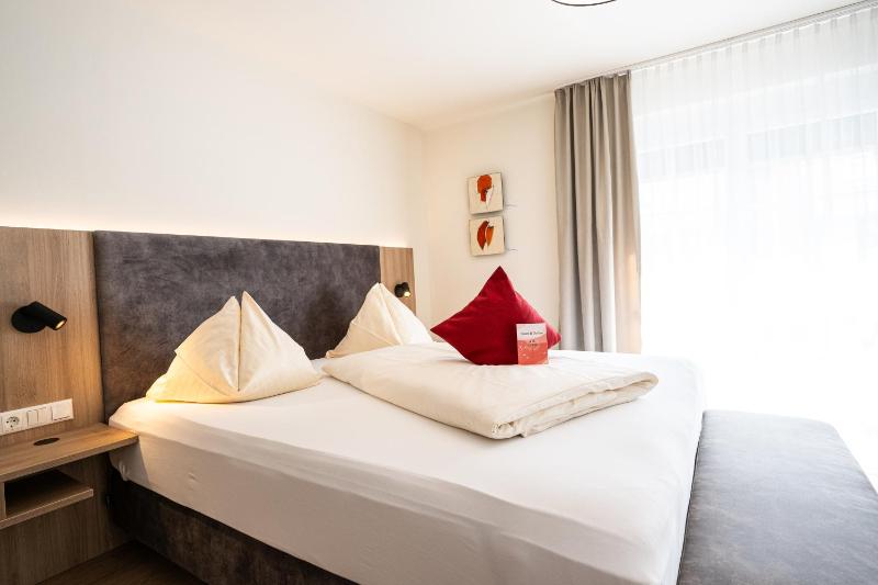 Hotel Rosenvilla - image 13