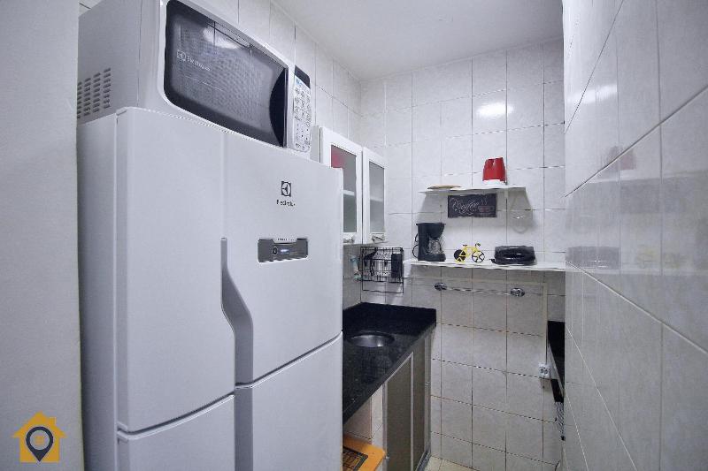 Charmoso Quarto e Sala em Copacabana p/ 4 pessoas - image 2