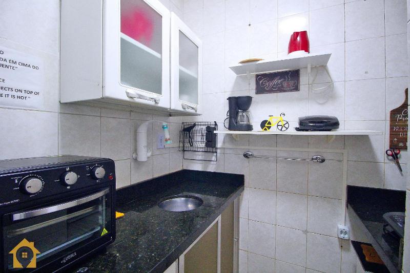 Charmoso Quarto e Sala em Copacabana p/ 4 pessoas - image 6