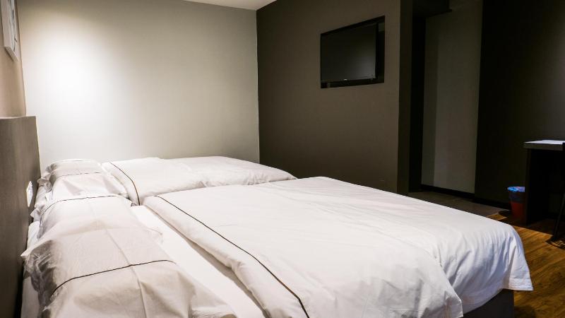 Family Suite image 3