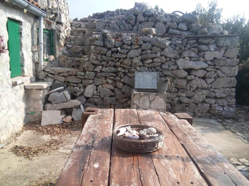 Secluded fisherman's cottage Radelj Murter - 12155 - image 10