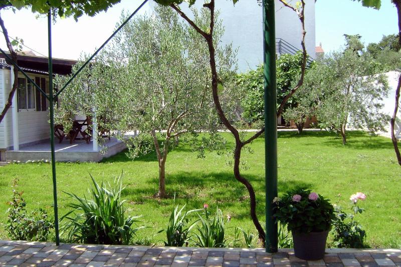 Family-friendly apartments with swimming pool Biograd na Moru Biograd - 8370 - image 13