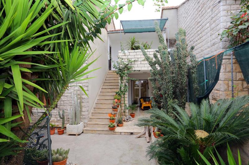 Apartments with parking space Supetar Brac - 2896 - image 13