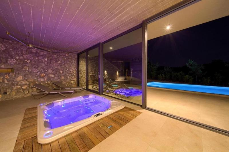 Family friendly house with a swimming pool Bajcici Krk - 19311 - image 3