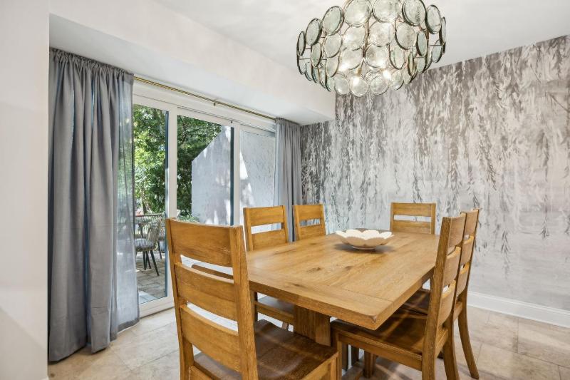 2055 Beach Wood - image 28