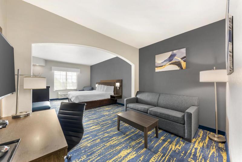 Best Western Sea World/Lackland AFB NW Hotel & Suites - image 26