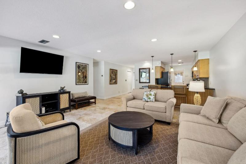 3326 Fairway Oaks - image 33