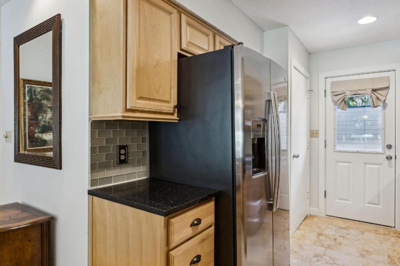 3326 Fairway Oaks - image 21