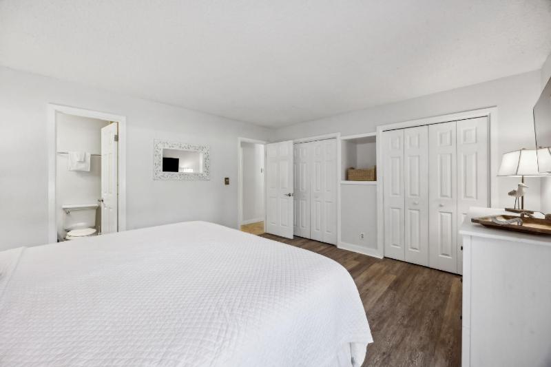 3326 Fairway Oaks - image 30