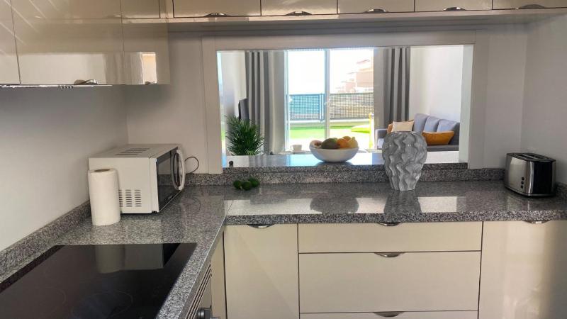 Apartment Overlooking on Atlantic Ocean - image 18
