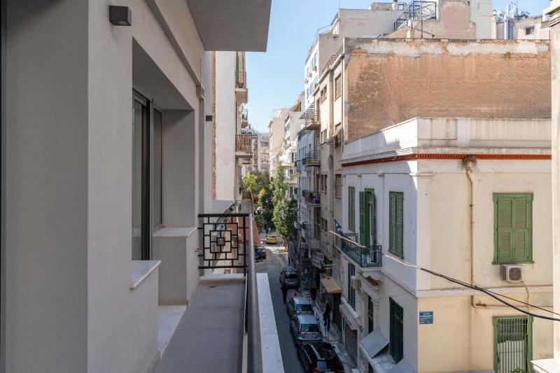 Radical Retreat - 2BR Central Athens - image 5