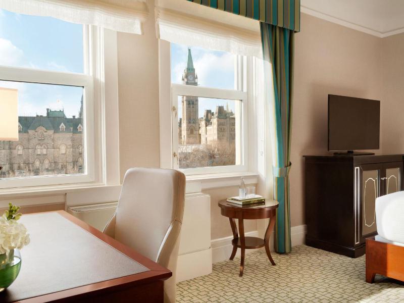 Fairmont Chateau Laurier - image 3