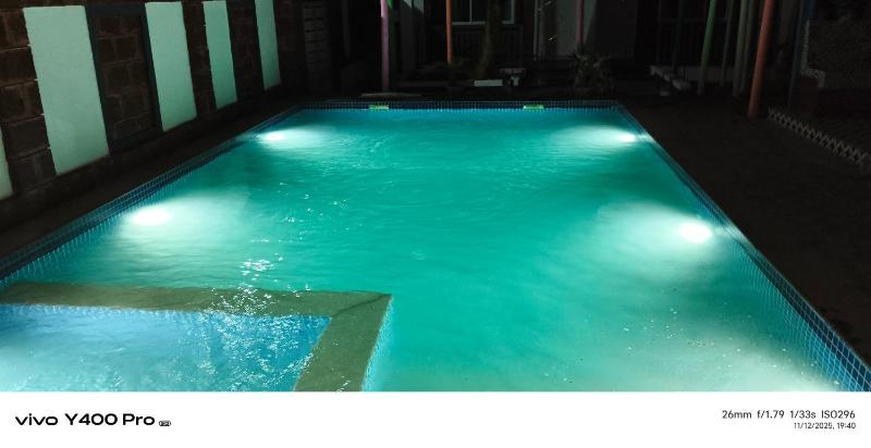 Redstone retreat varsolialibag - image 7