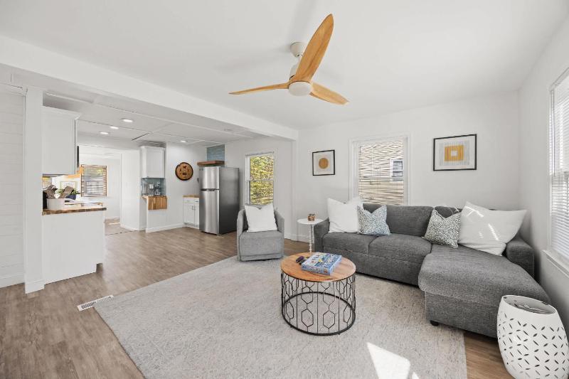 Cozy 2BR Home Near Downtown w Backyard & Parking - image 48